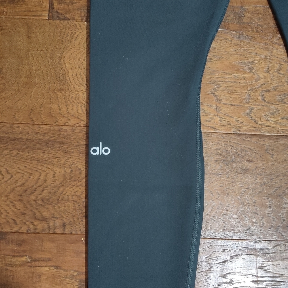 Alo Yoga Ripped Warrior Leggings Charcoal Gray Size S - Picture 10 of 14